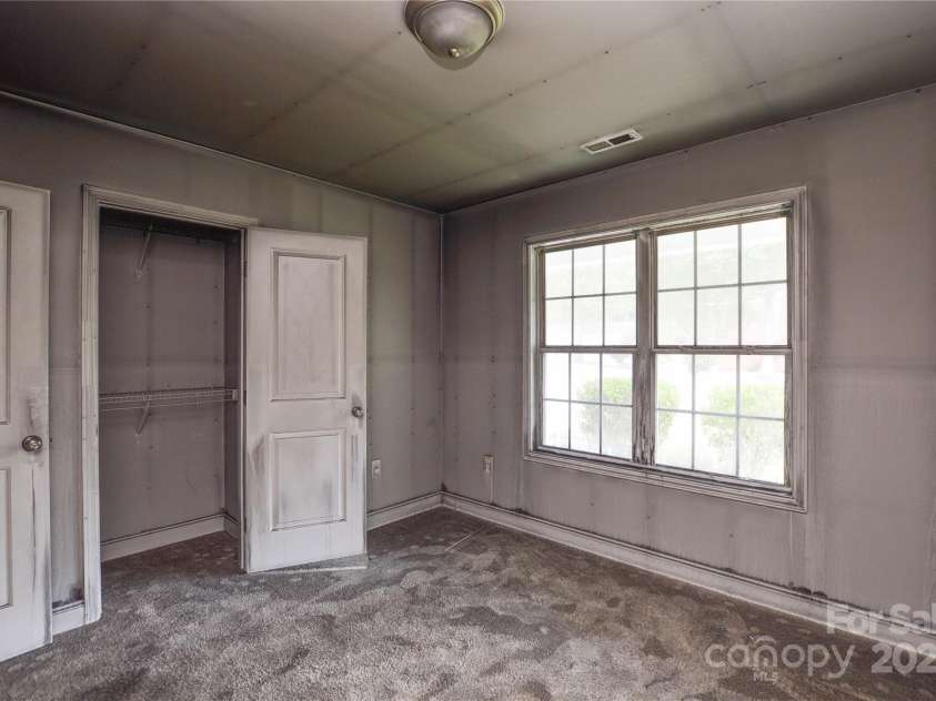 551 Sylvan Street, Concord, NC 28025.  MLS# CAR4276212, YatesRealty ID 23277. 