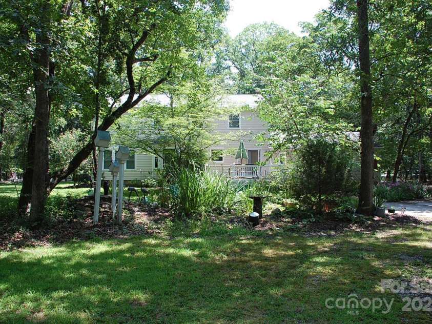 1325 Lee Lynn Drive, Albemarle, NC 28001.  MLS# CAR4273541, YatesRealty ID 23278. 