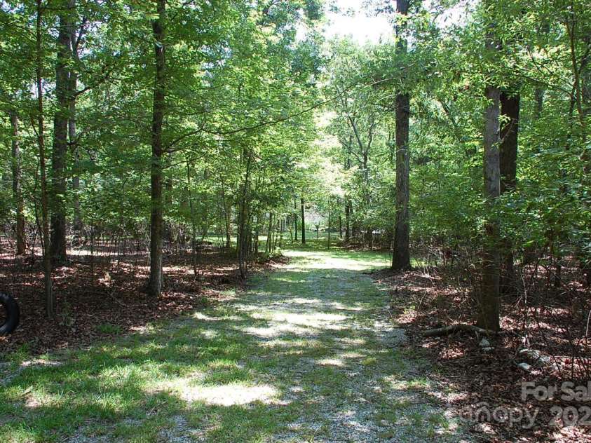 1325 Lee Lynn Drive, Albemarle, NC 28001.  MLS# CAR4273541, YatesRealty ID 23278. 