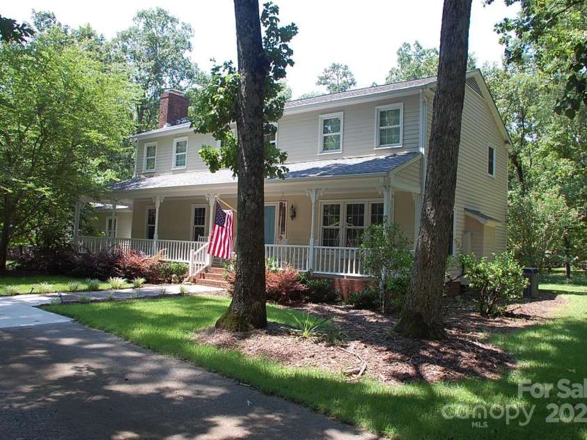 1325 Lee Lynn Drive, Albemarle, NC 28001.  MLS# CAR4273541, YatesRealty ID 23278. 