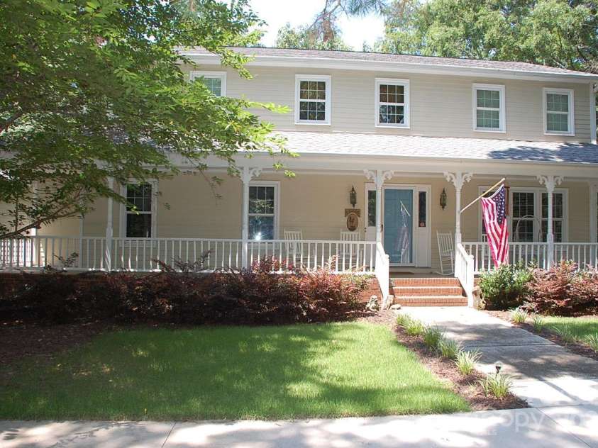 1325 Lee Lynn Drive, Albemarle, NC 28001.  MLS# CAR4273541, YatesRealty ID 23278. 