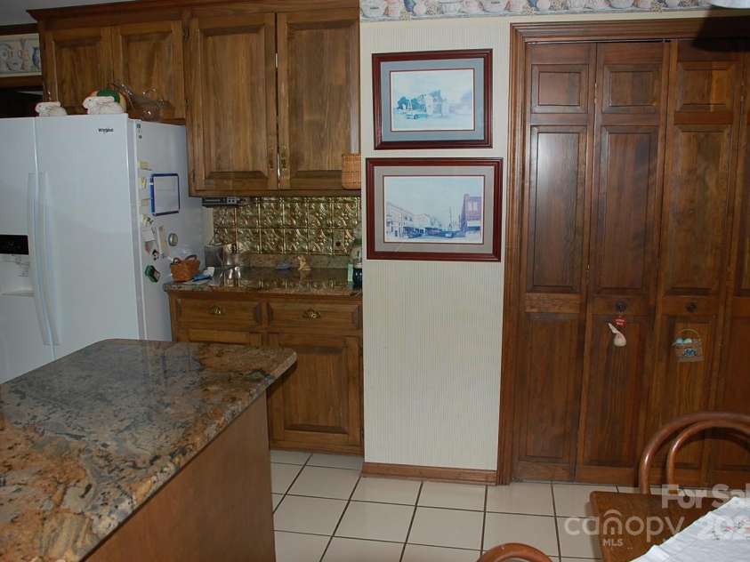 1325 Lee Lynn Drive, Albemarle, NC 28001.  MLS# CAR4273541, YatesRealty ID 23278. 