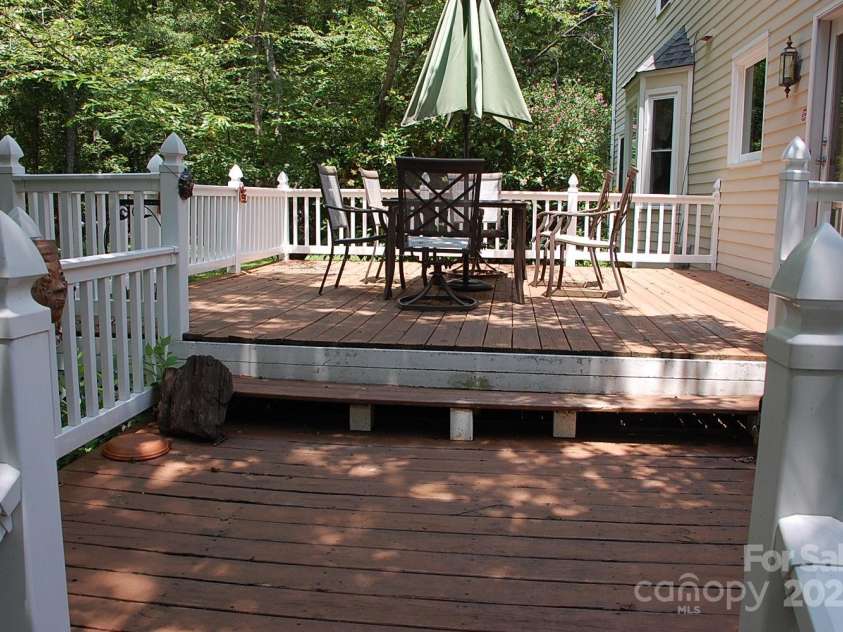 1325 Lee Lynn Drive, Albemarle, NC 28001.  MLS# CAR4273541, YatesRealty ID 23278. 