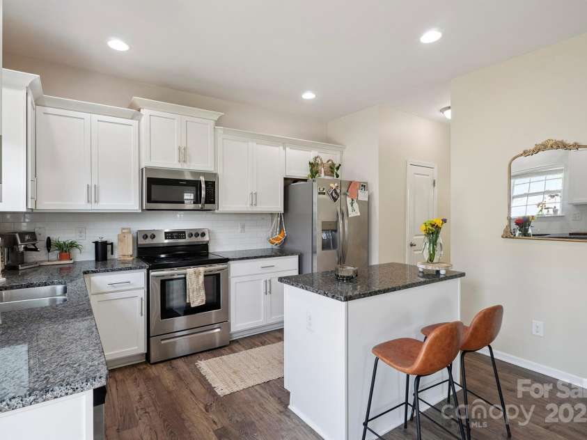 154 King William Drive, Mooresville, NC 28115.  MLS# CAR4273015, YatesRealty ID 23279. 