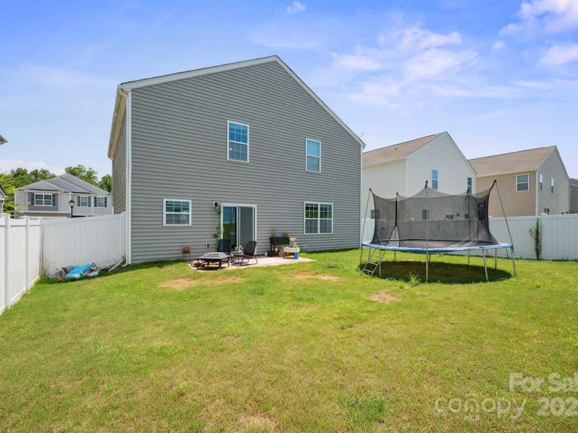 154 King William Drive, Mooresville, NC 28115.  MLS# CAR4273015, YatesRealty ID 23279. 