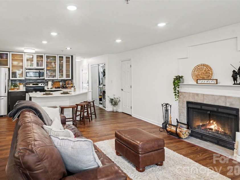 509 Graham Street, Charlotte, NC 28202.  MLS# CAR4376599, YatesRealty ID 2328. 