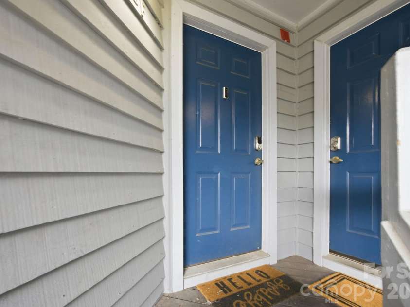 509 Graham Street, Charlotte, NC 28202.  MLS# CAR4384680, YatesRealty ID 2328. 