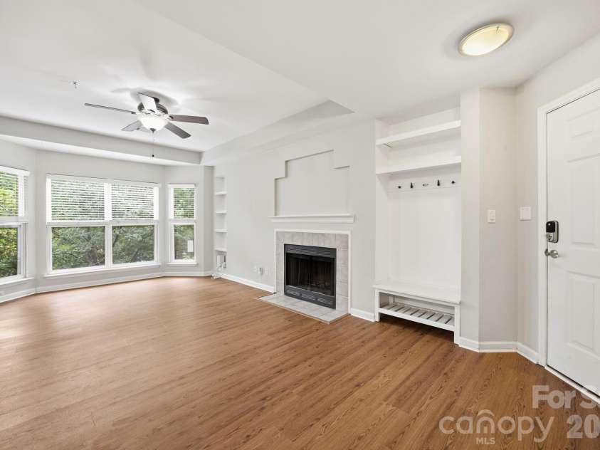 509 Graham Street, Charlotte, NC 28202.  MLS# CAR4384680, YatesRealty ID 2328. 