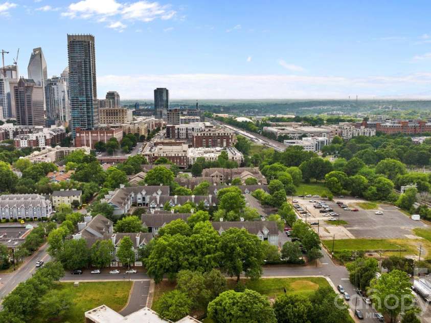 509 Graham Street, Charlotte, NC 28202.  MLS# CAR4384680, YatesRealty ID 2328. 