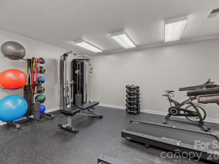 509 Graham Street, Charlotte, NC 28202.  MLS# CAR4384680, YatesRealty ID 2328. 