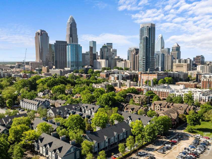 509 Graham Street, Charlotte, NC 28202.  MLS# CAR4384680, YatesRealty ID 2328. 