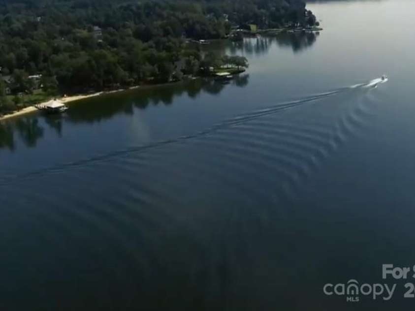 738 Sirius Lane, York, SC 29745.  MLS# CAR4324398, YatesRealty ID 2328. Nearby Lake Wylie