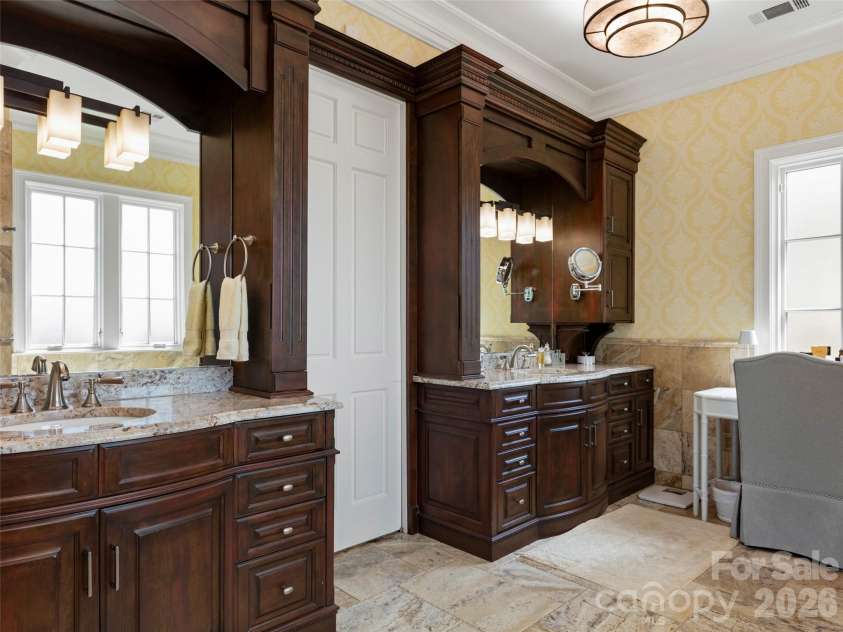 14 Golfside Court, Arden, NC 28704.  MLS# CAR4373561, YatesRealty ID 23280. 