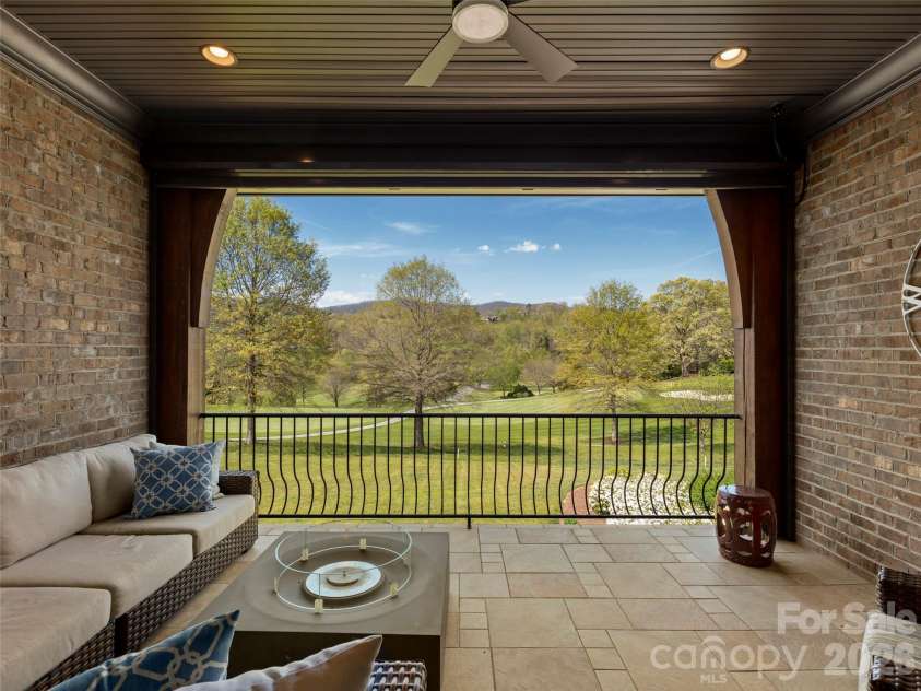 14 Golfside Court, Arden, NC 28704.  MLS# CAR4373561, YatesRealty ID 23280. 