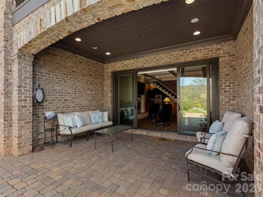 14 Golfside Court, Arden, NC 28704.  MLS# CAR4373561, YatesRealty ID 23280. 