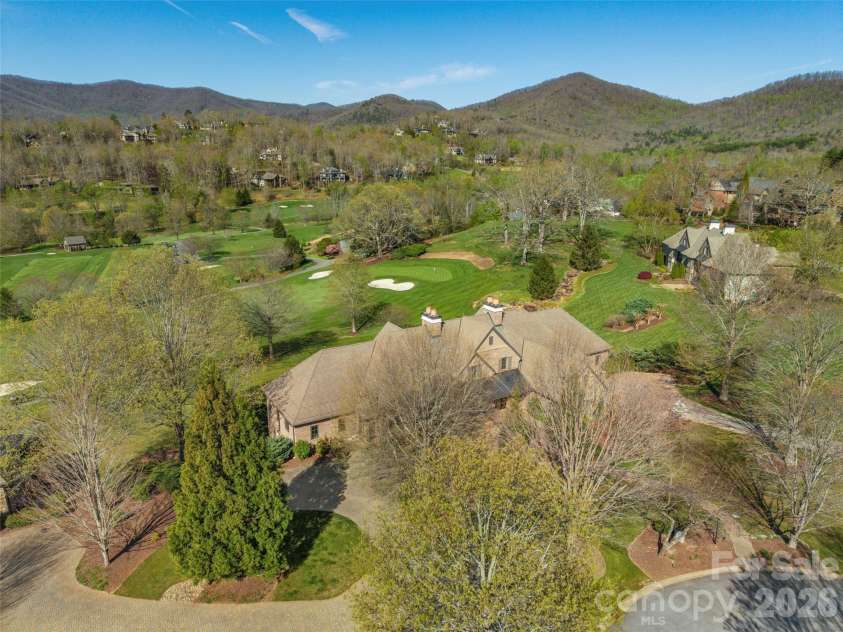 14 Golfside Court, Arden, NC 28704.  MLS# CAR4373561, YatesRealty ID 23280. 