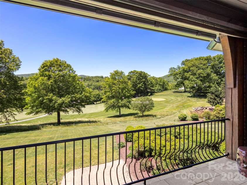 14 Golfside Court, Arden, NC 28704.  MLS# CAR4373561, YatesRealty ID 23280. 