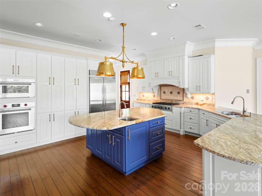 14 Golfside Court, Arden, NC 28704.  MLS# CAR4373561, YatesRealty ID 23280. Updated Paint in Kitchen and Dining Area