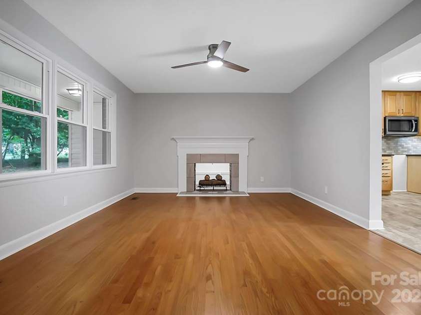 1538 Hilltop Drive, Shelby, NC 28150.  MLS# CAR4276339, YatesRealty ID 23281. 