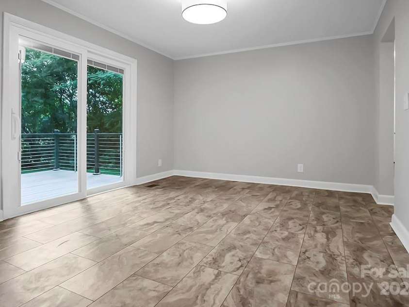 1538 Hilltop Drive, Shelby, NC 28150.  MLS# CAR4276339, YatesRealty ID 23281. 