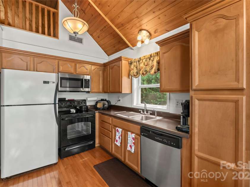 360 Lake Landing Drive, Salisbury, NC 28146.  MLS# CAR4271963, YatesRealty ID 23283. 