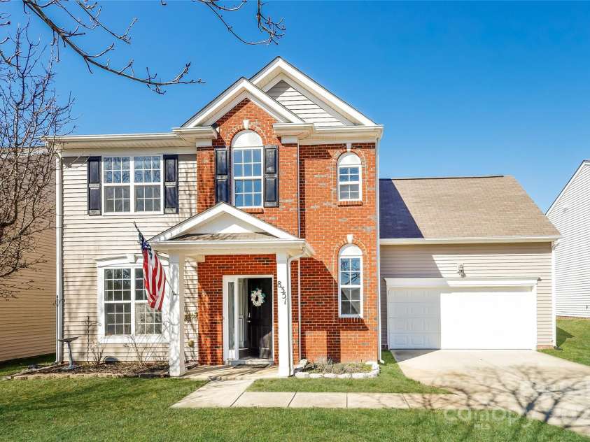 8351 Rolling Meadows Lane, Huntersville, NC 28078.  MLS# CAR4276878, YatesRealty ID 23284. 