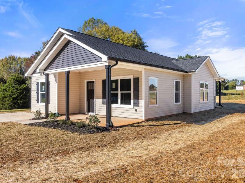 1994 Modern Estates Road, Lincolnton, NC 28092.  MLS# CAR4380956, YatesRealty ID 23285. 