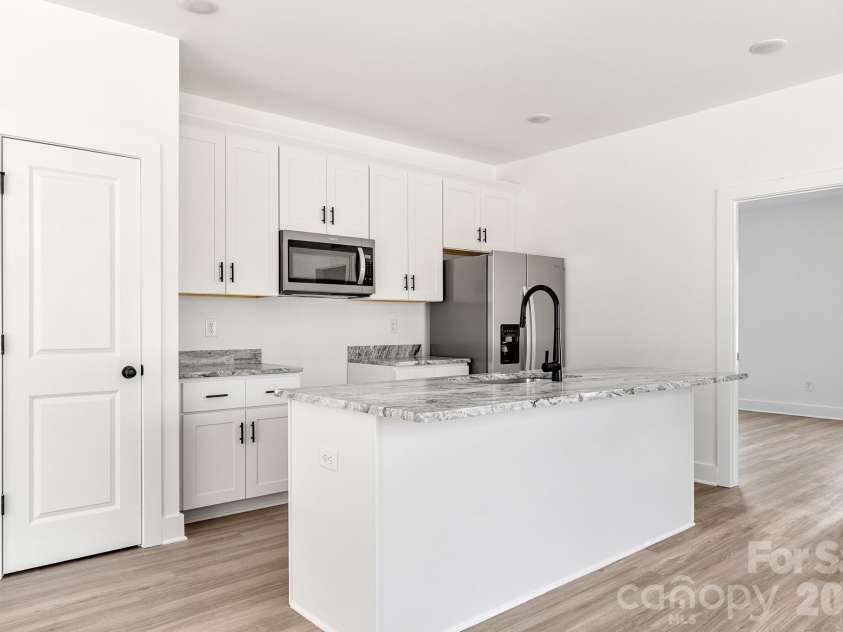 1994 Modern Estates Road, Lincolnton, NC 28092.  MLS# CAR4380956, YatesRealty ID 23285. 