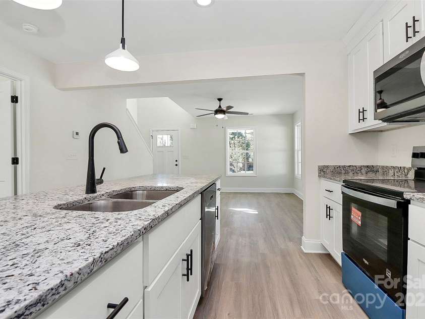 263 Robinson Street, Rock Hill, SC 29730.  MLS# CAR4270473, YatesRealty ID 23285. 