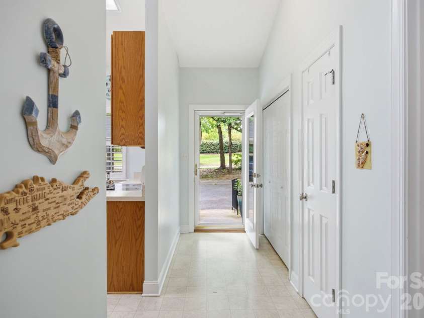 114 Par Place, Mooresville, NC 28115.  MLS# CAR4377850, YatesRealty ID 23286. Entry way from inside