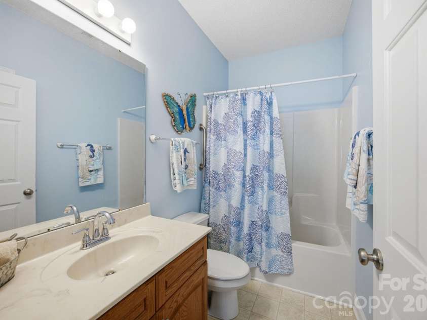 114 Par Place, Mooresville, NC 28115.  MLS# CAR4377850, YatesRealty ID 23286. Guest Bathroom