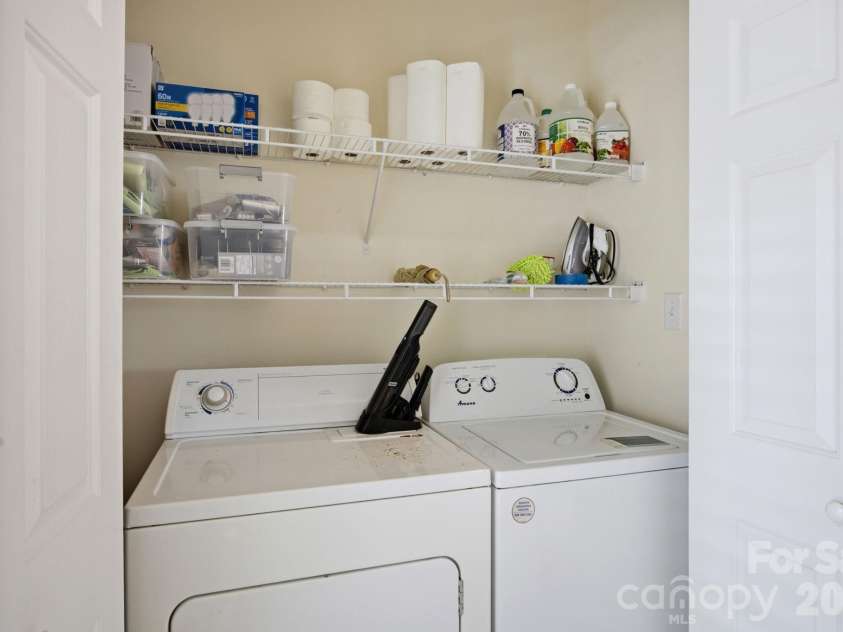 114 Par Place, Mooresville, NC 28115.  MLS# CAR4377850, YatesRealty ID 23286. Laundry