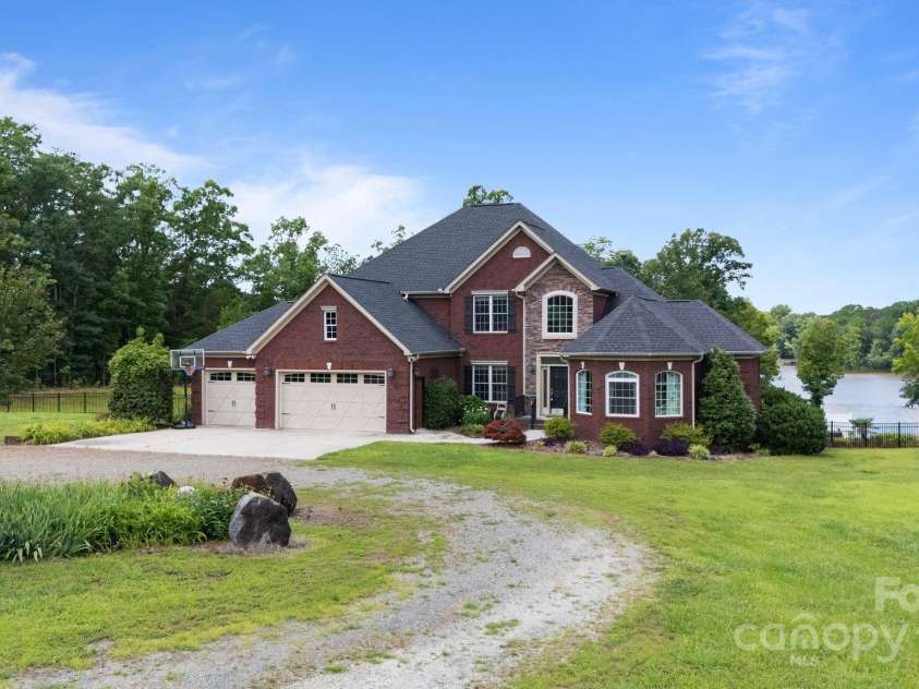 330 Waters Road, Salisbury, NC 28146.  MLS# CAR4276525, YatesRealty ID 23287. 