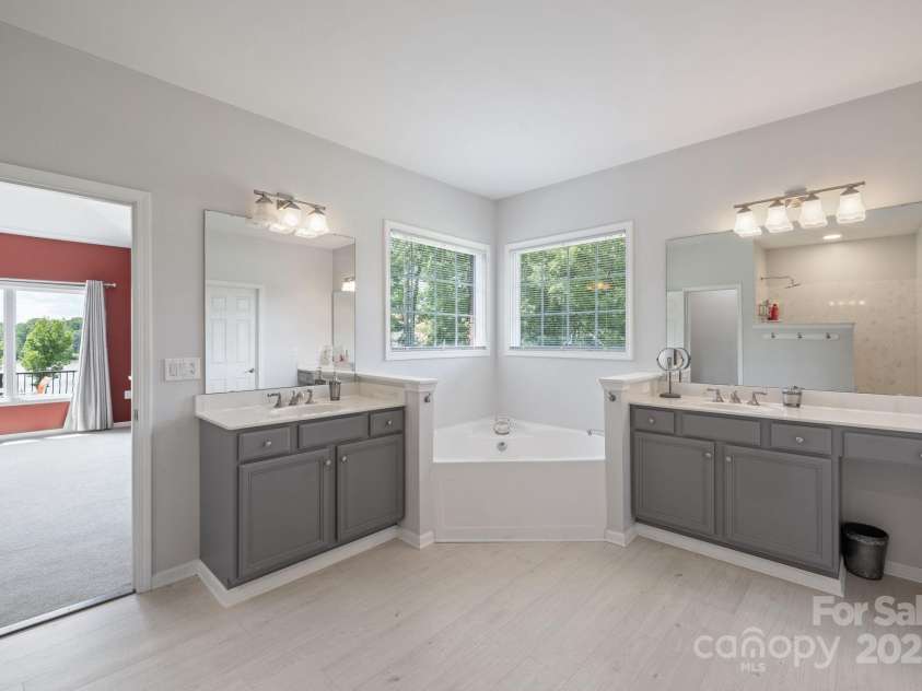 330 Waters Road, Salisbury, NC 28146.  MLS# CAR4276525, YatesRealty ID 23287. 