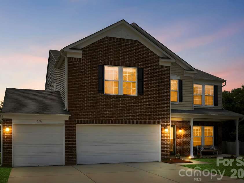 1720 Grove Tree Lane, Clover, SC 29710.  MLS# CAR4381748, YatesRealty ID 23288. 