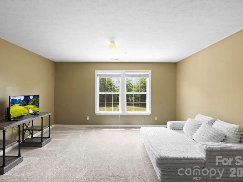 1720 Grove Tree Lane, Clover, SC 29710.  MLS# CAR4381748, YatesRealty ID 23288. 