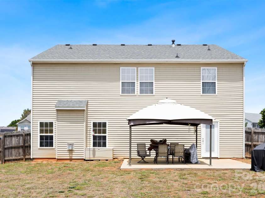 1720 Grove Tree Lane, Clover, SC 29710.  MLS# CAR4381748, YatesRealty ID 23288. 
