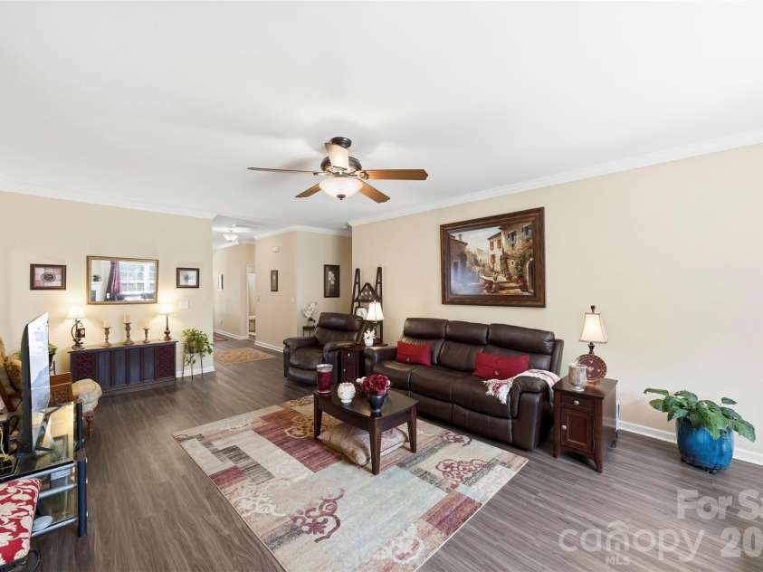 40 Ashton Bluff Circle, Mount Holly, NC 28120.  MLS# CAR4382468, YatesRealty ID 23289. 