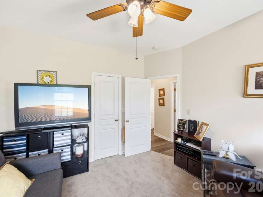 40 Ashton Bluff Circle, Mount Holly, NC 28120.  MLS# CAR4382468, YatesRealty ID 23289. 