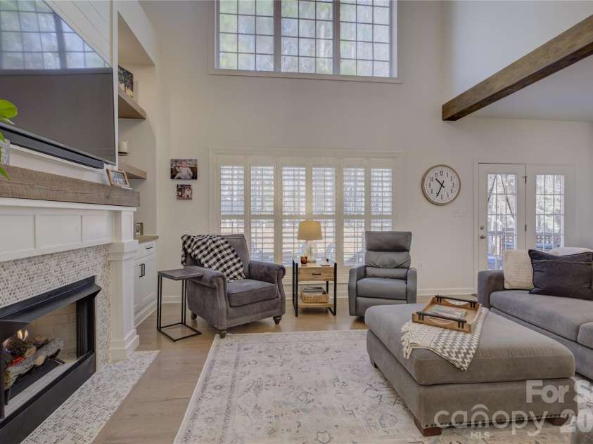 16336 Crystal Downs Lane, Charlotte, NC 28278.  MLS# CAR4335534, YatesRealty ID 2329. 