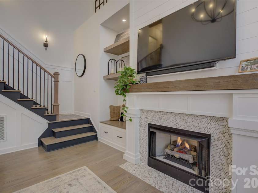 16336 Crystal Downs Lane, Charlotte, NC 28278.  MLS# CAR4335534, YatesRealty ID 2329. 