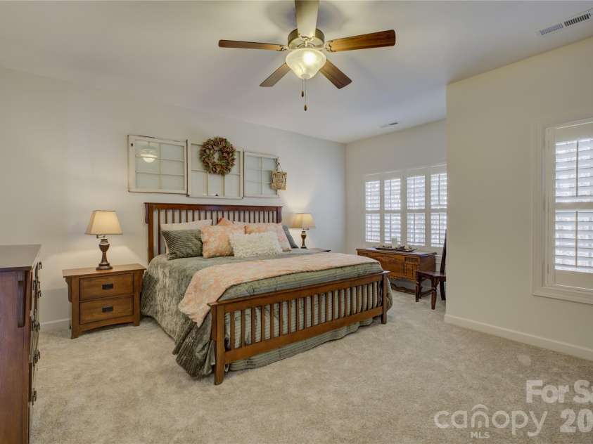 16336 Crystal Downs Lane, Charlotte, NC 28278.  MLS# CAR4335534, YatesRealty ID 2329. 