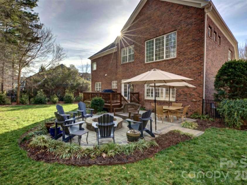 16336 Crystal Downs Lane, Charlotte, NC 28278.  MLS# CAR4335534, YatesRealty ID 2329. 