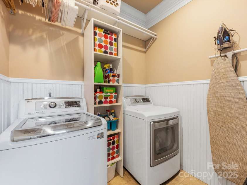 2820 Smith Field Drive, Monroe, NC 28110.  MLS# CAR4303716, YatesRealty ID 2329. Laundry Room