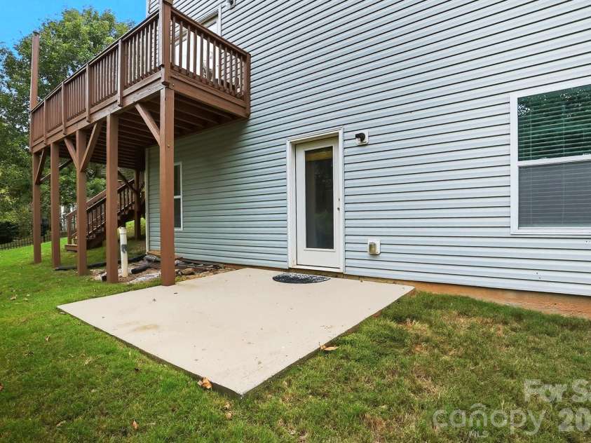 1290 Lange Court, Fort Mill, SC 29715.  MLS# CAR4359949, YatesRealty ID 23290. 