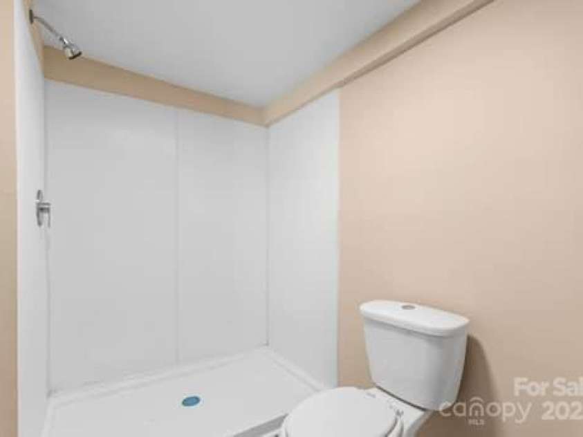 1160 Whites Memorial Road, Franklinville, NC 27248.  MLS# CAR4271788, YatesRealty ID 23291. 