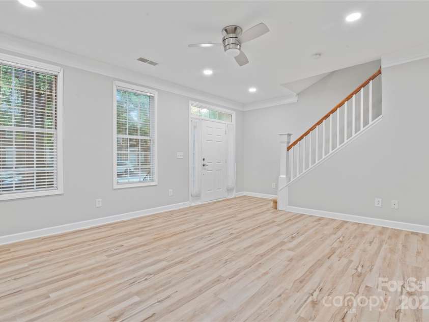 135 Singleton Road, Mooresville, NC 28117.  MLS# CAR4215763, YatesRealty ID 23292. 