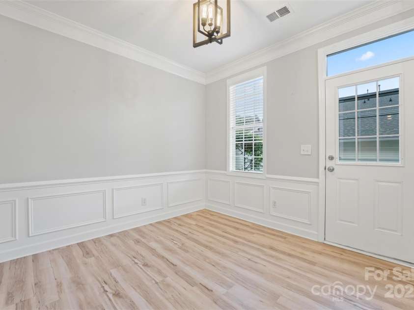 135 Singleton Road, Mooresville, NC 28117.  MLS# CAR4215763, YatesRealty ID 23292. 