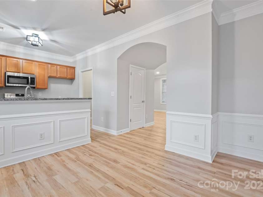 135 Singleton Road, Mooresville, NC 28117.  MLS# CAR4215763, YatesRealty ID 23292. 