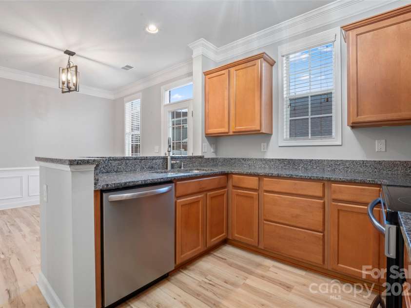 135 Singleton Road, Mooresville, NC 28117.  MLS# CAR4215763, YatesRealty ID 23292. 